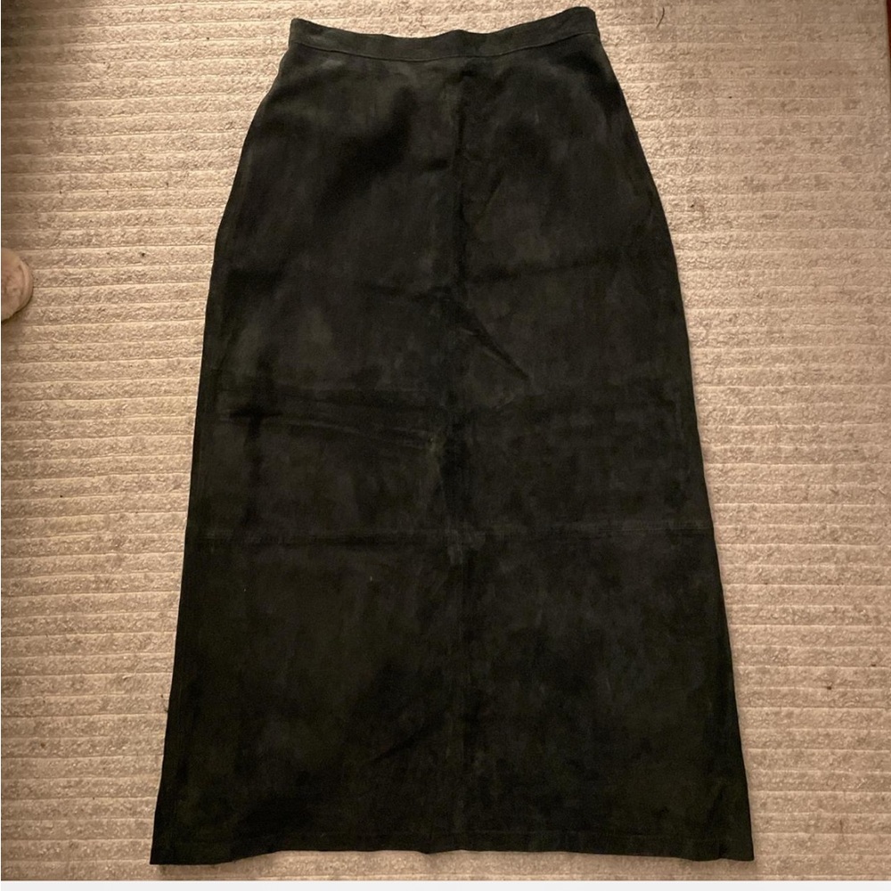 Elegant Black Women's Skirt